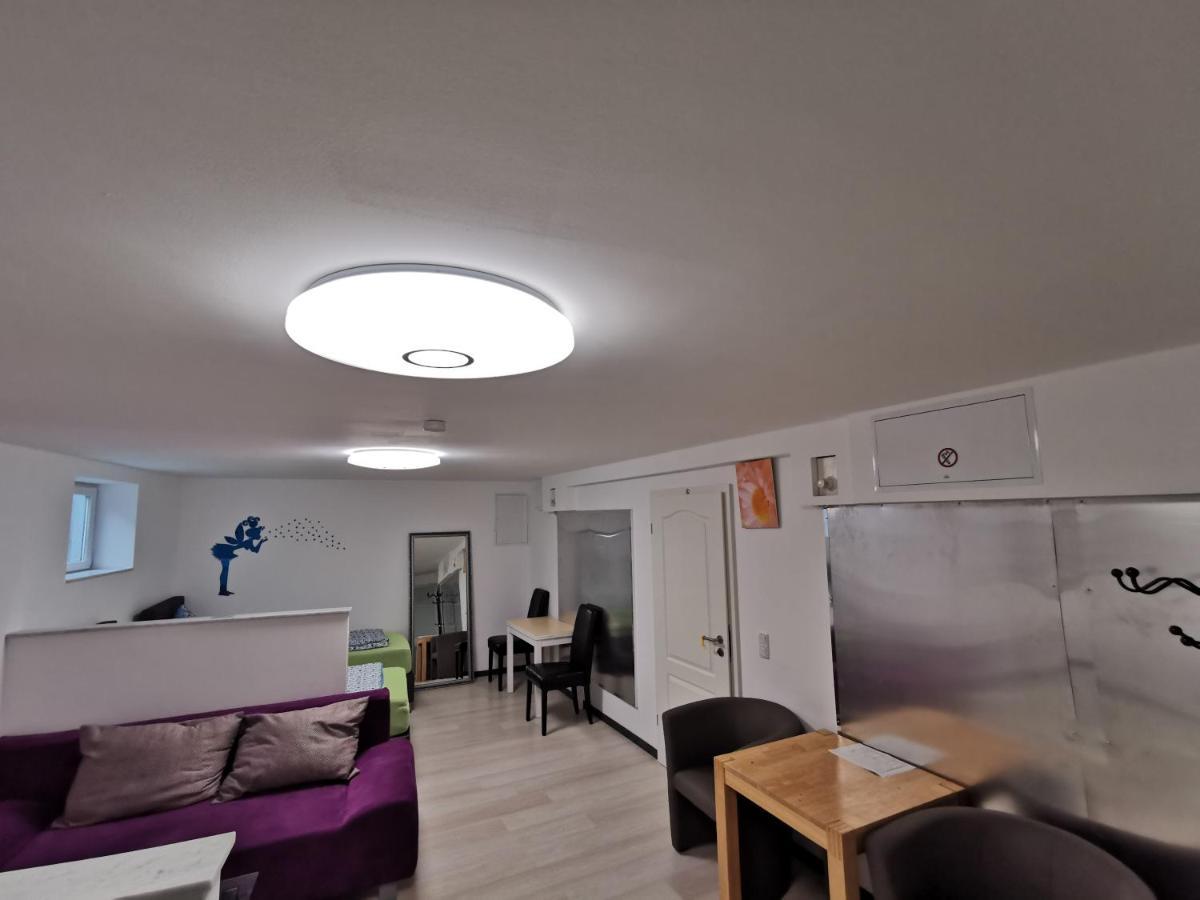 Messe Unterkunft Vanilla Köln Dış mekan fotoğraf