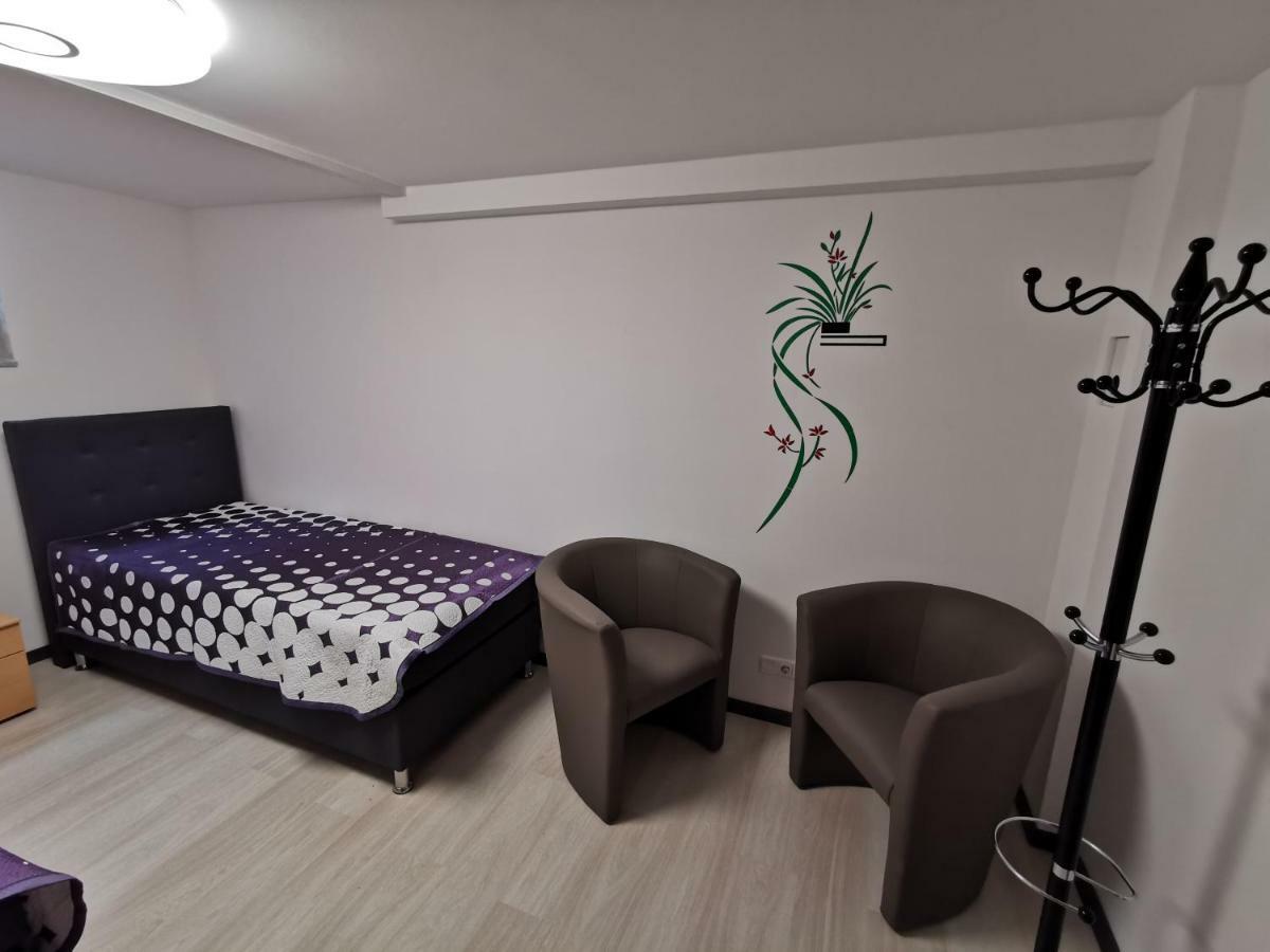Messe Unterkunft Vanilla Köln Dış mekan fotoğraf