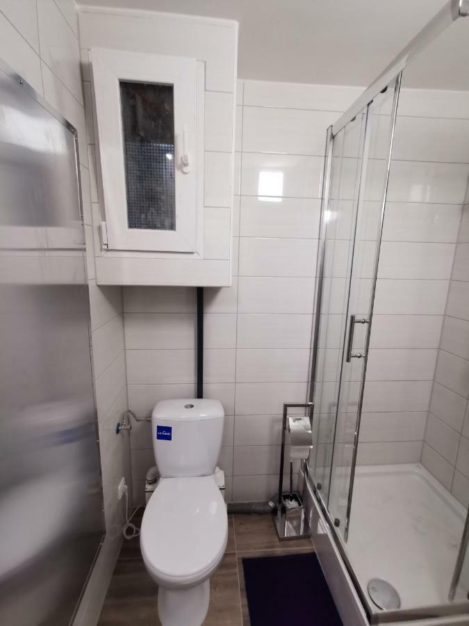Messe Unterkunft Vanilla Köln Dış mekan fotoğraf